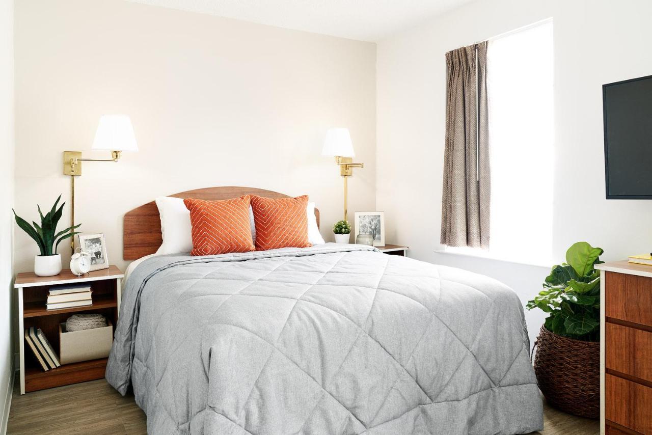 Intown Suites Extended Stay Indianapolis In -I70 Post Drive Indianápolis Exterior foto